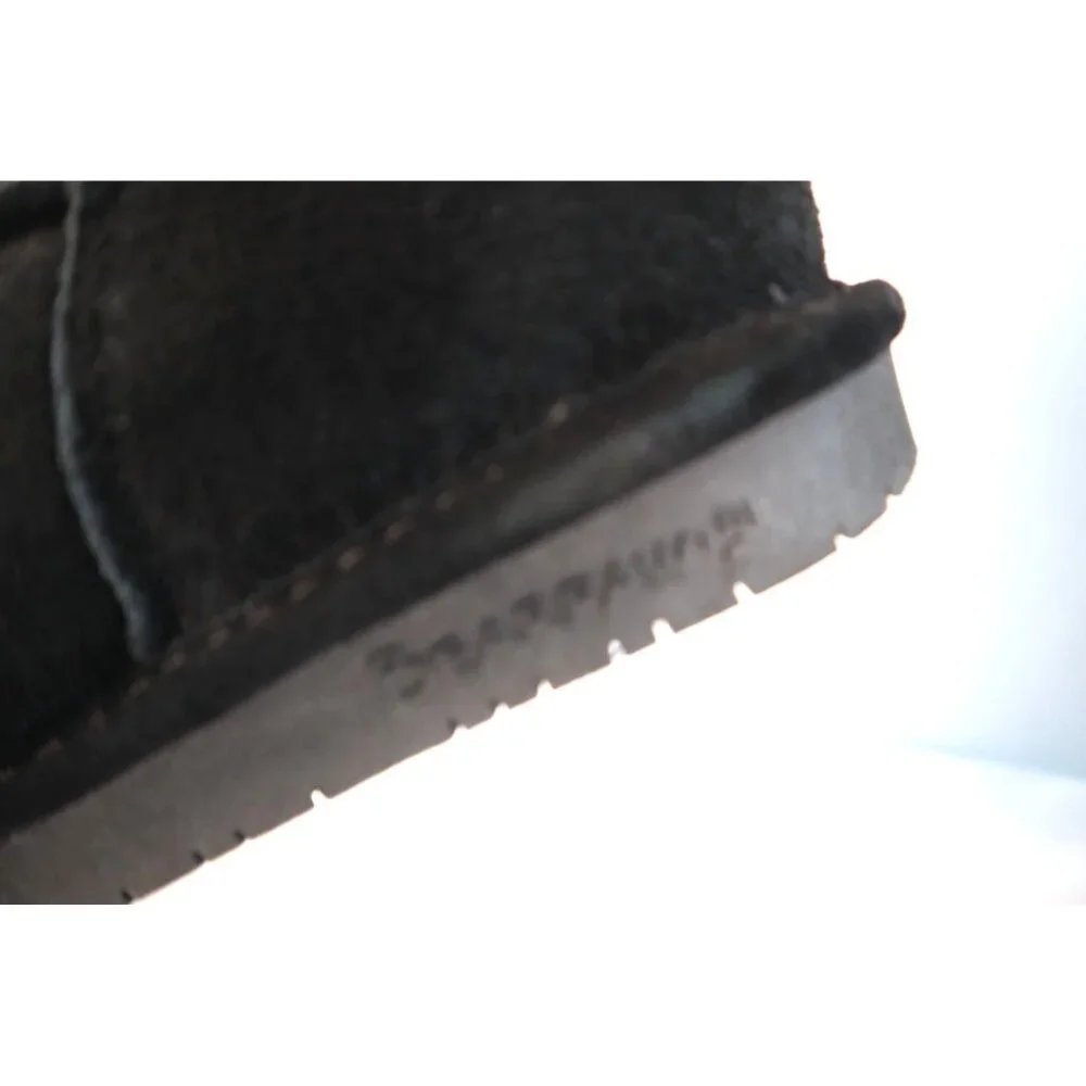 BearPaw Women's‎ Black Faux Fur Pom Pom Ankle Boots Size 9
